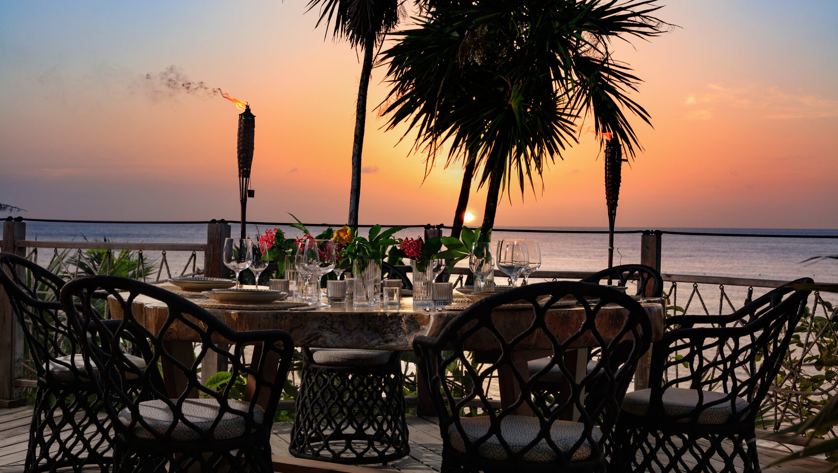 Green Flash Table