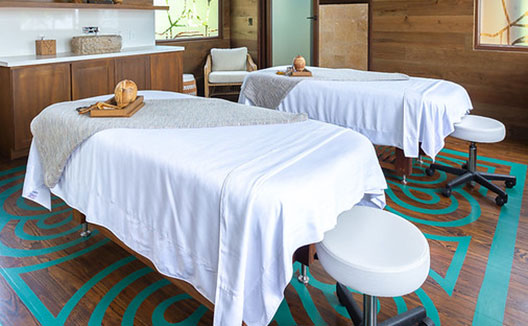 couples massage beds